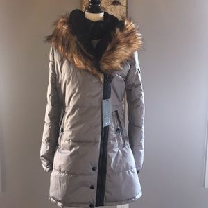 Women’s winter puffer coat